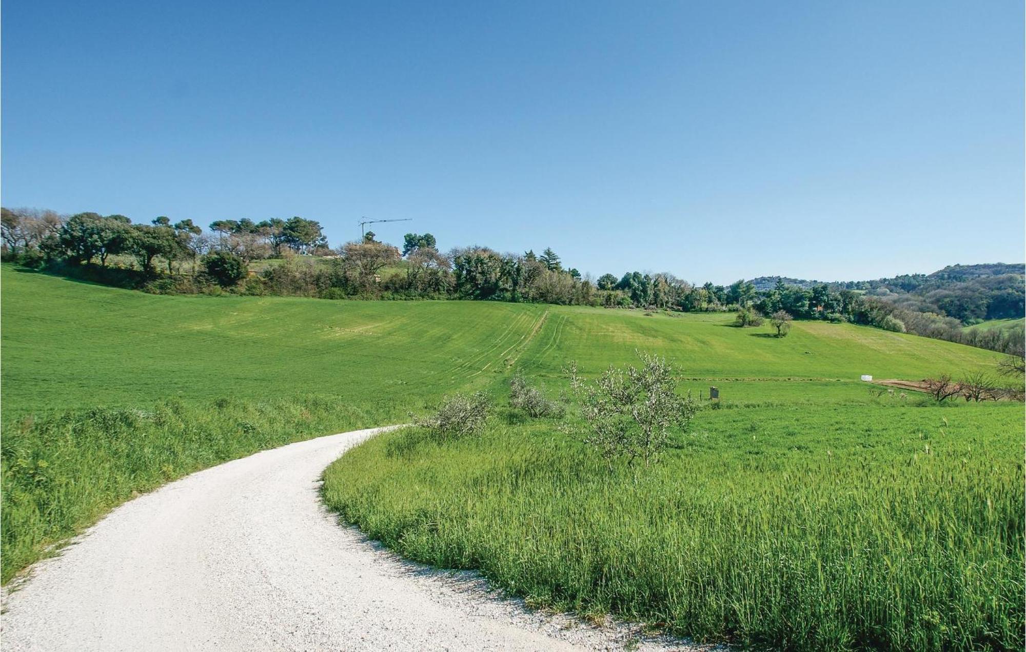 Strada Dei Condotti Pesaro Eksteriør billede